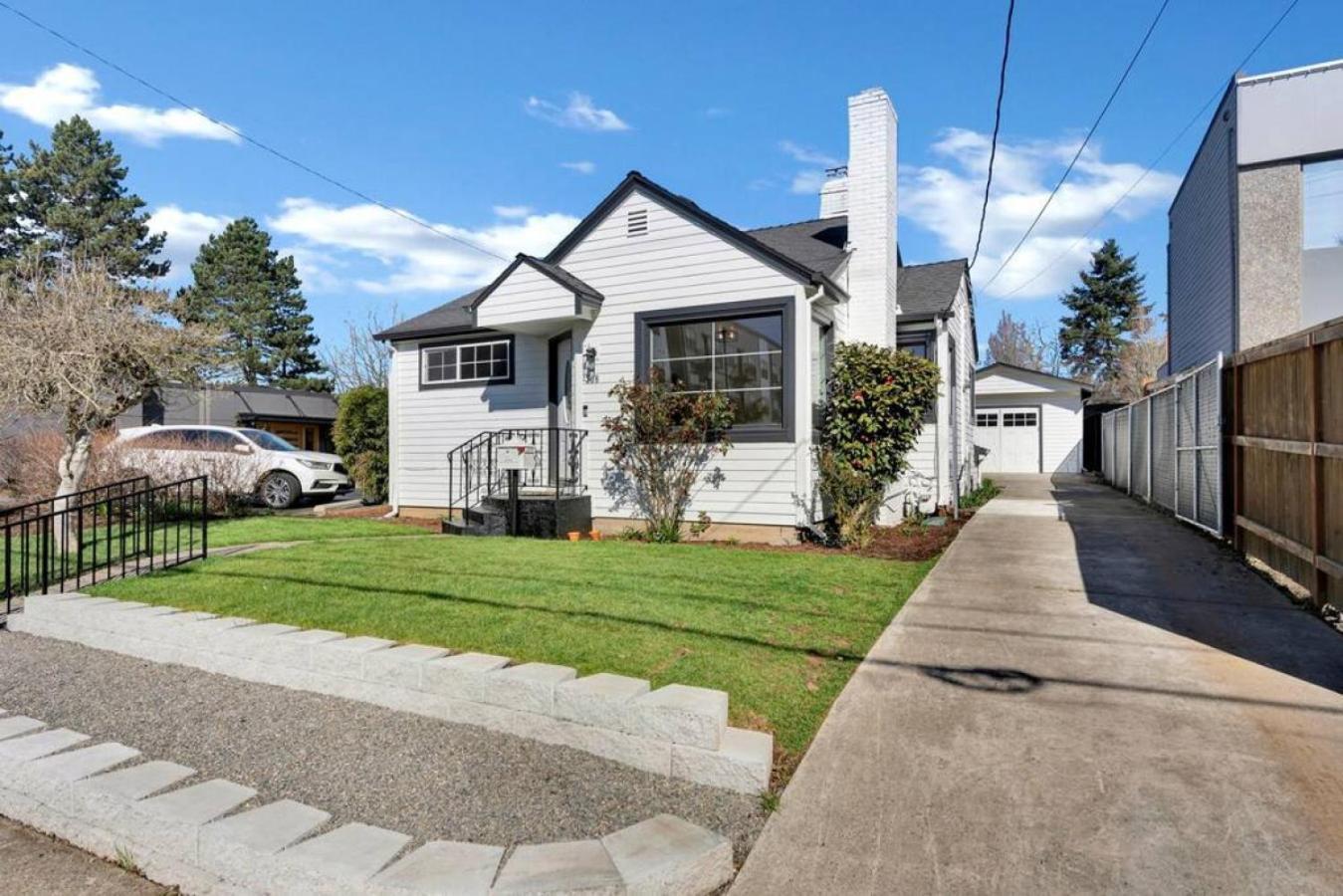 Picture Perfect Bungalow In The Heart Of Dt Vancouver Exterior foto